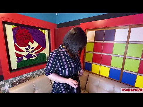 ❤️ جاپاني پياري وڏي سيني سان گڏ جنسي رانديڪن سان مشت زني ڪري ٿي ۽ هڪ orgasm آهي. هوءَ هڪ انٽرويو ۾ پنهنجي ڀوائتي تجربي بابت ڳالهائي ٿي. وڏيون چوڙيون ۽ وارن واري بلت زور سان روئي رهي آهي. اوساڪاپورن ️❌